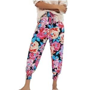 By Anthropologie Aniya Balloon Floral jogger relaxed pants